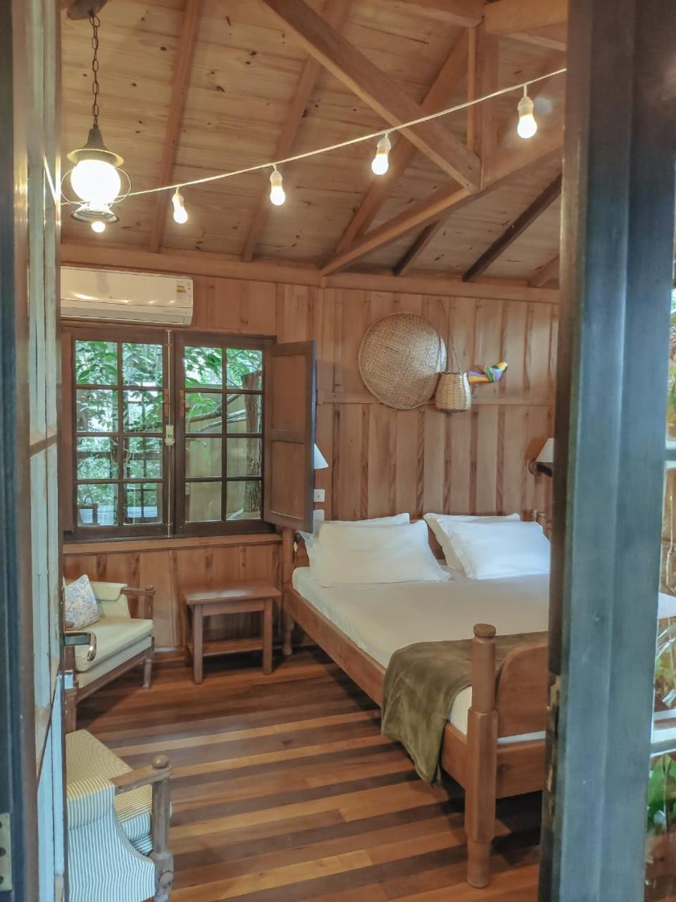 Regina Guest House Praia do Rosa Rom bilde